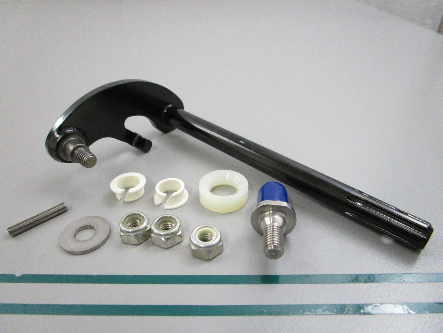 NEW OEM 8M0053260 Mercury Quicksilver Bell Crank Kit 0810