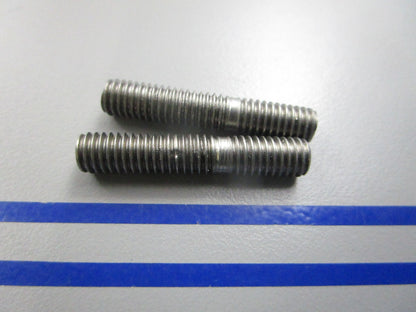 NEW OEM (LOT OF 2) 16-84870M Yamaha Mariner Stud 0810