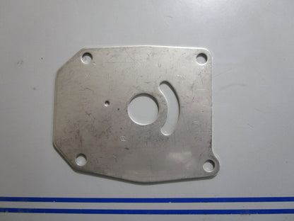 *NEW OEM* 0810 OMC Johnson Evinrude Water Pump Plate 317236 0317236