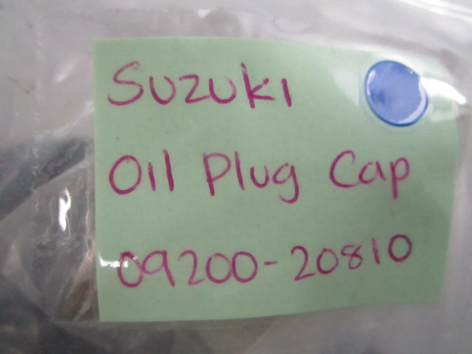 *NEW OEM* 0810 Suzuki Oil Plug Cap 09200-20810