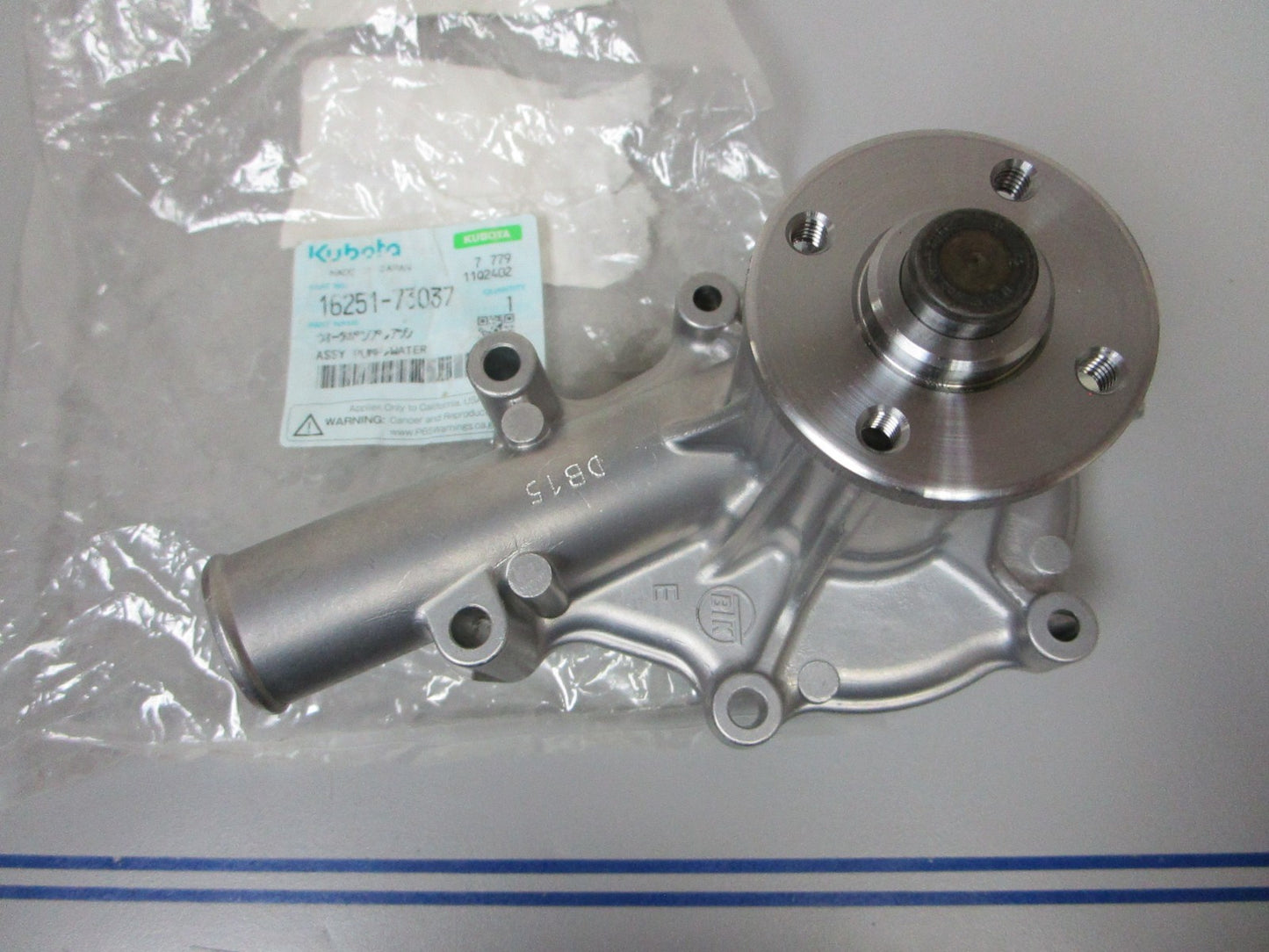 *NEW OEM* 0720 Kubota Water Pump Assembly 16251-73037