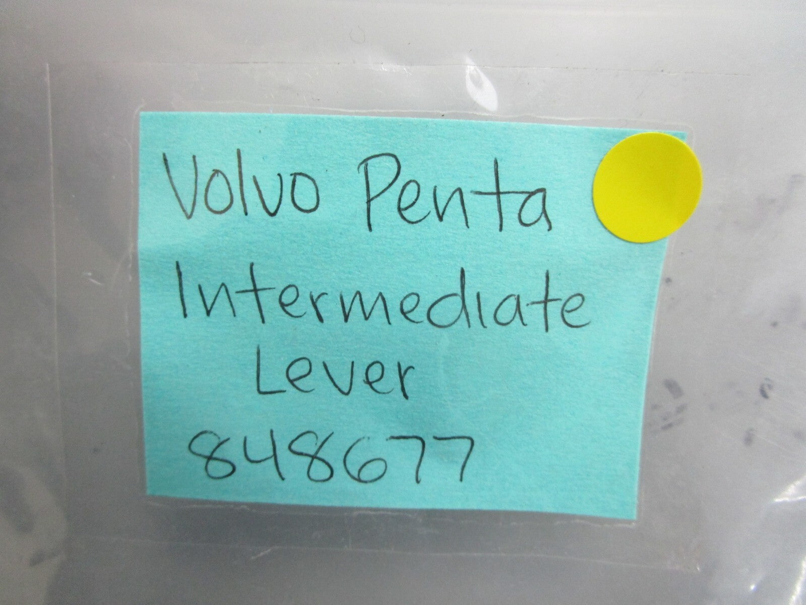 *NEW OEM* 0810 Volvo Penta Intermediate Lever 848677