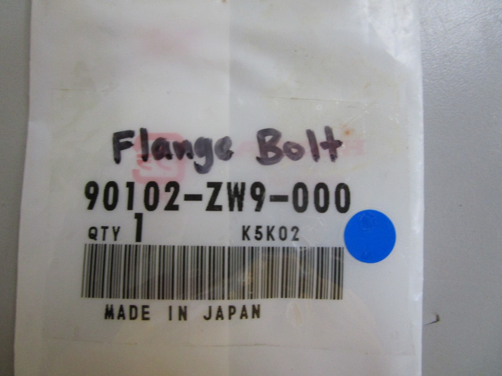 *NEW OEM* 0810 Honda Flange Bolt 90102-ZW9-000
