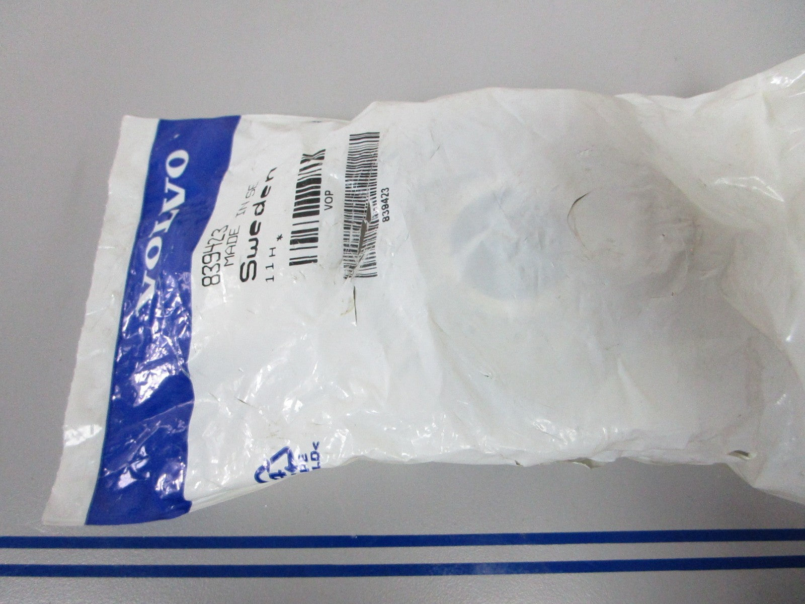 *NEW OEM* 0720 Volvo Penta Line Cutter 839423