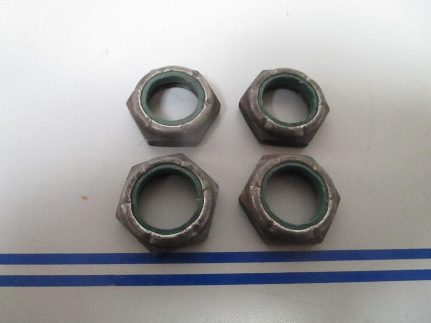 *NEW OEM* (LOT OF 4) 0810 OMC Johnson Evinrude Lock Nut 907866 0907866