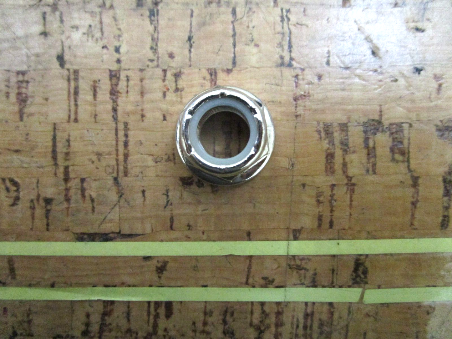 *NEW OEM* 0750 Volvo Penta NUT 3853329