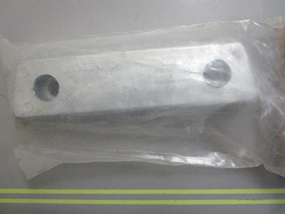 *NEW OEM* 0820 Volvo Penta Zinc Anode 852835