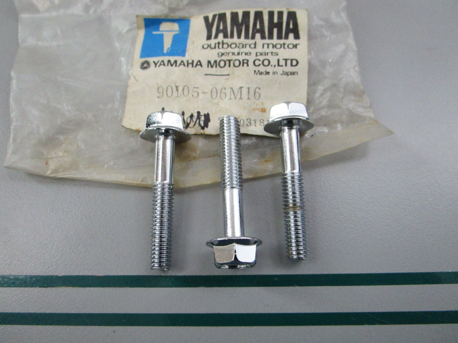 NEW OEM (LOT OF 3) 90105-06M16-00 Yamaha Flange Bolt 0810