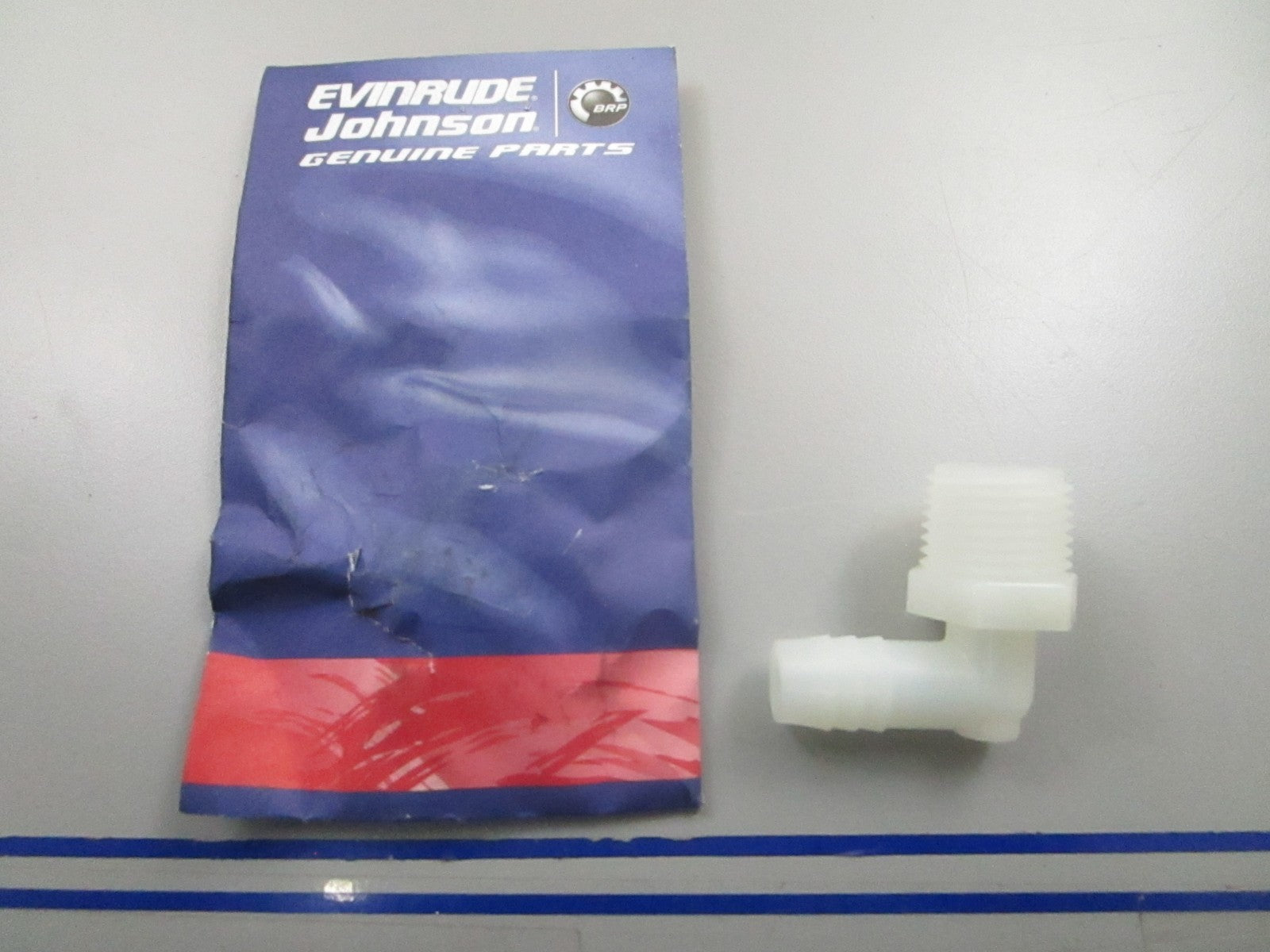 *NEW OEM* 0810 OMC Johnson Evinrude 90 Degree Nipple 360794 0360794
