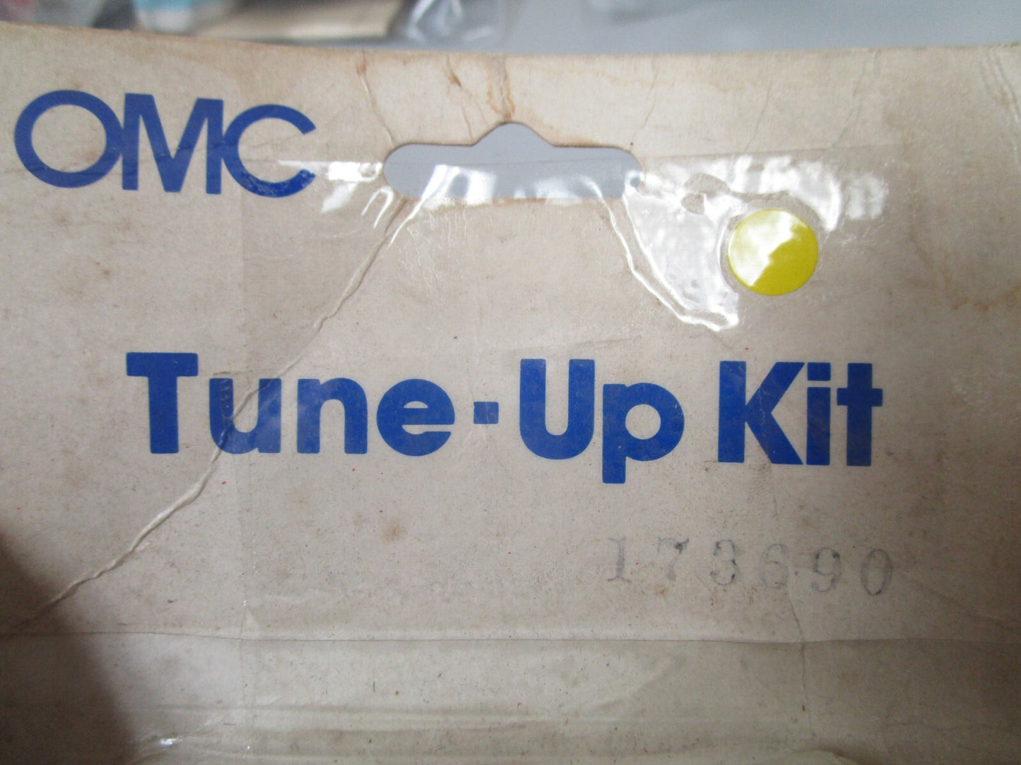 *NEW OEM* 0810 OMC Johnson Evinrude Tune-Up Kit 173690 0173690