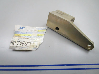 *NEW OEM* 0810 OMC Johnson Evinrude Bracket 907798 0907798