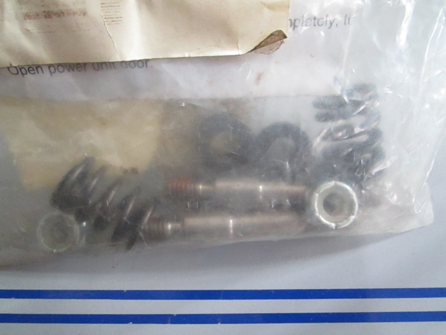 NEW OEM 128334-001 Crown Steer Fastener Kit 0820