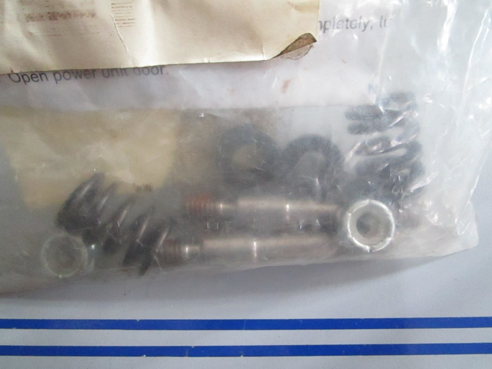 NEW OEM 128334-001 Crown Steer Fastener Kit 0820