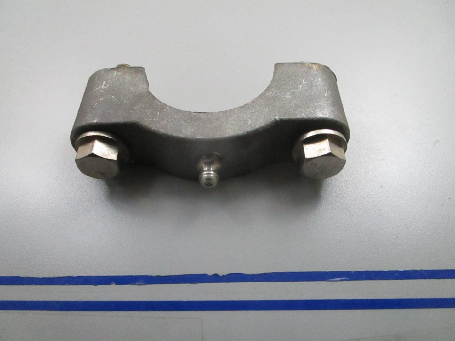 *NEW OEM* 0810 OMC Johnson Evinrude Pivot Cap Assembly 383148 0383148