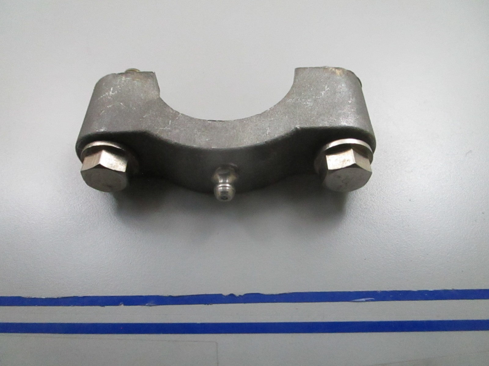 *NEW OEM* 0810 OMC Johnson Evinrude Pivot Cap Assembly 383148 0383148