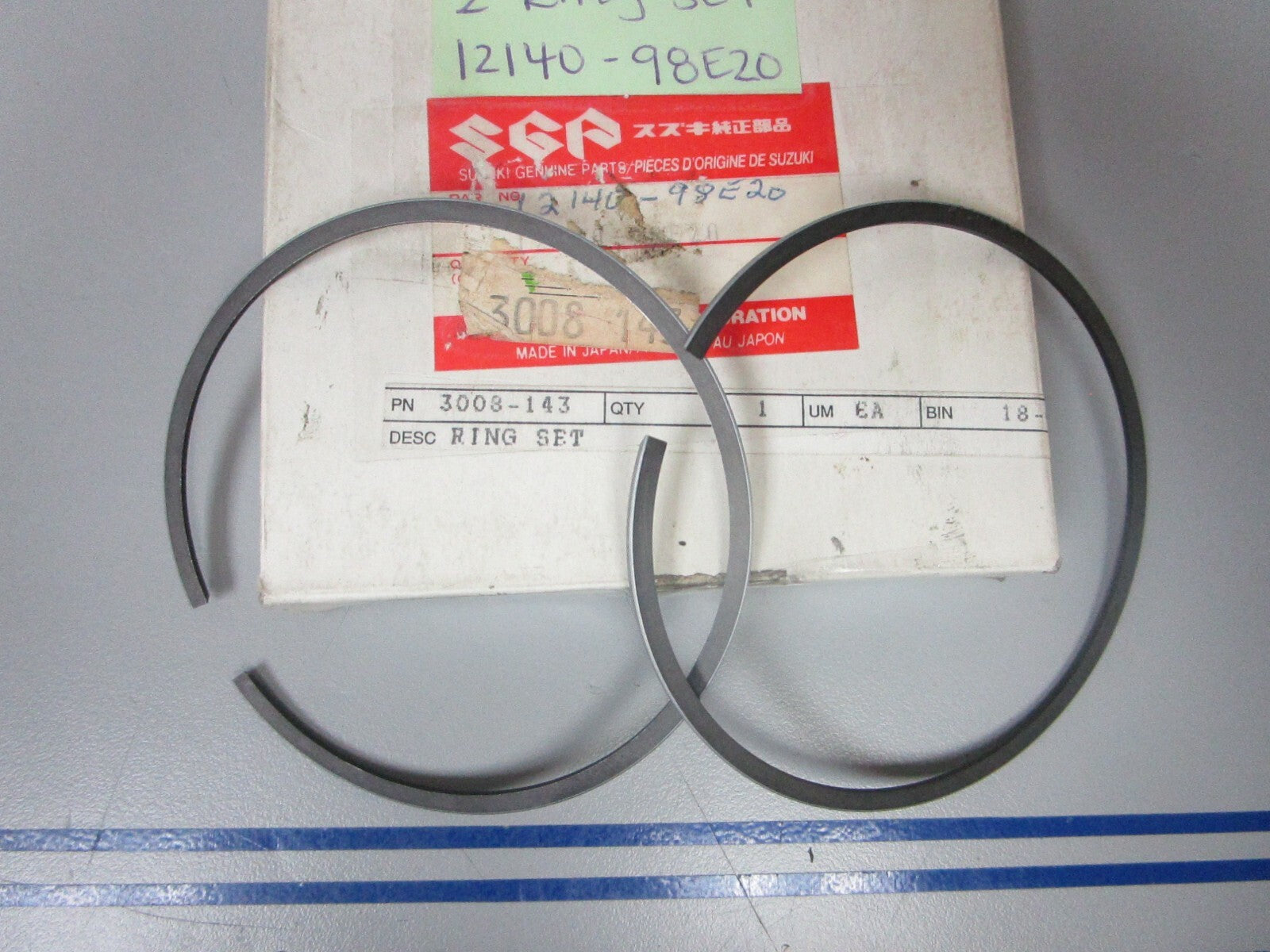 *NEW OEM* 0810 Suzuki 2 Ring Set 12140-98E20