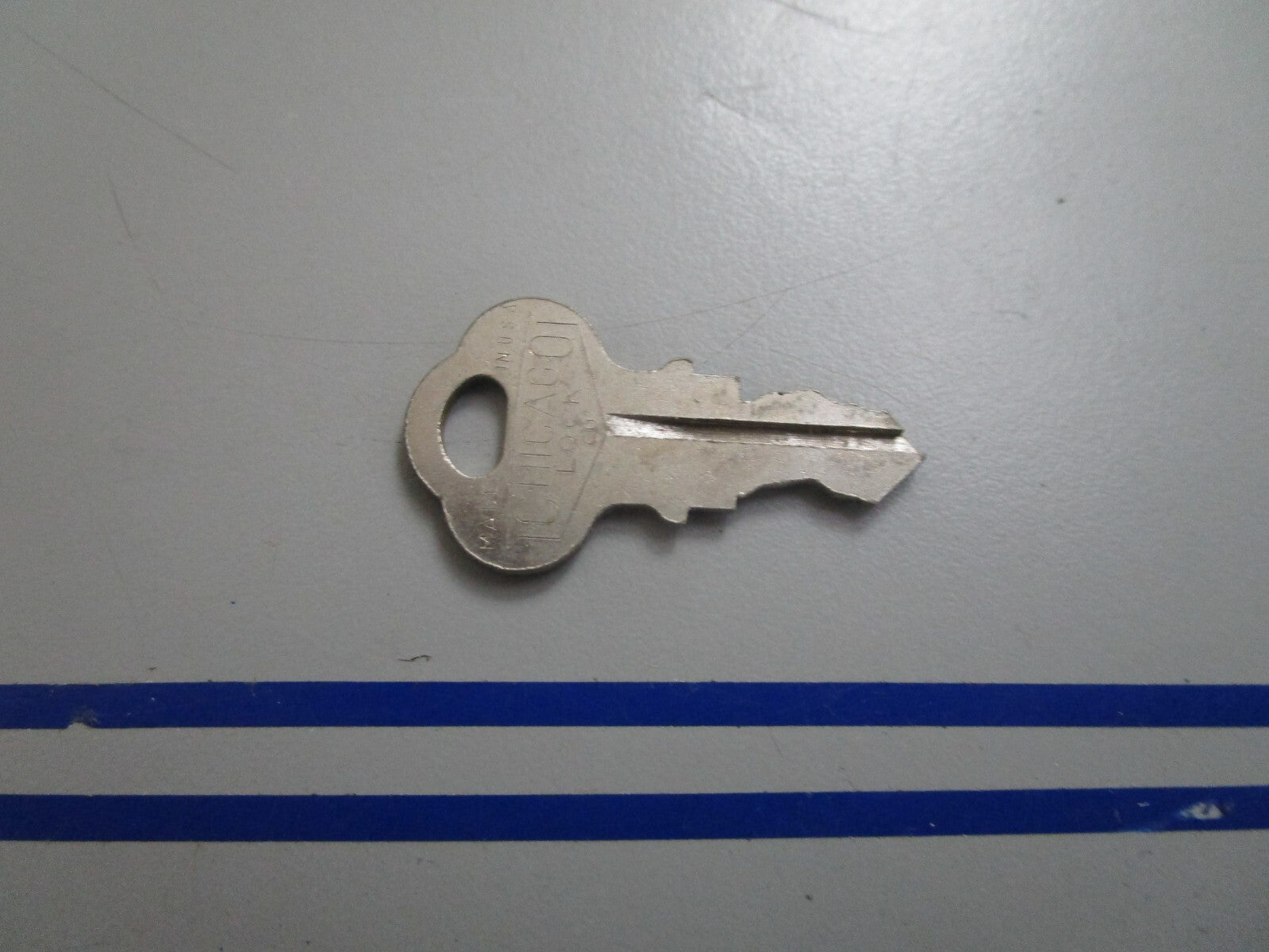 *NEW OEM* 0810 OMC Johnson Evinrude Ignition Key KF88 501603 0501603