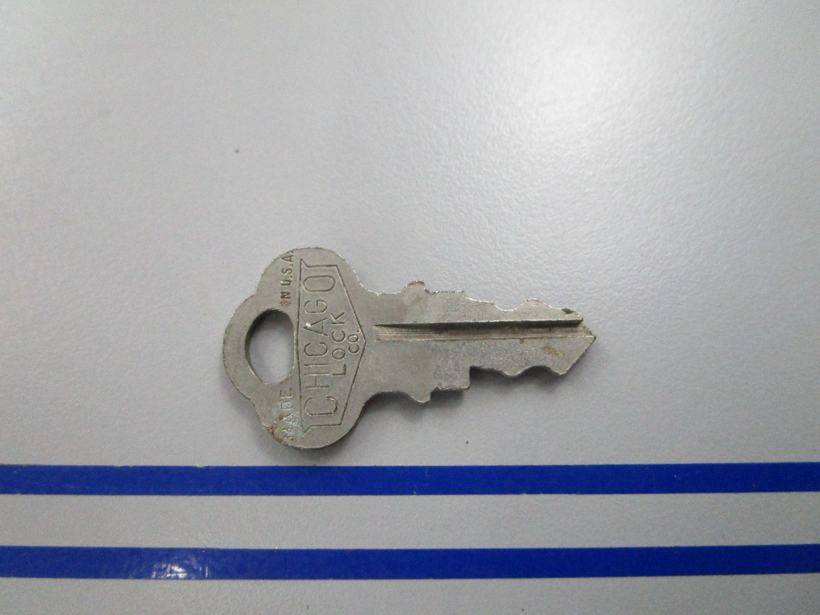 NEW OEM 501573 0501573 OMC Johnson Evinrude K58 Ignition Key 0810