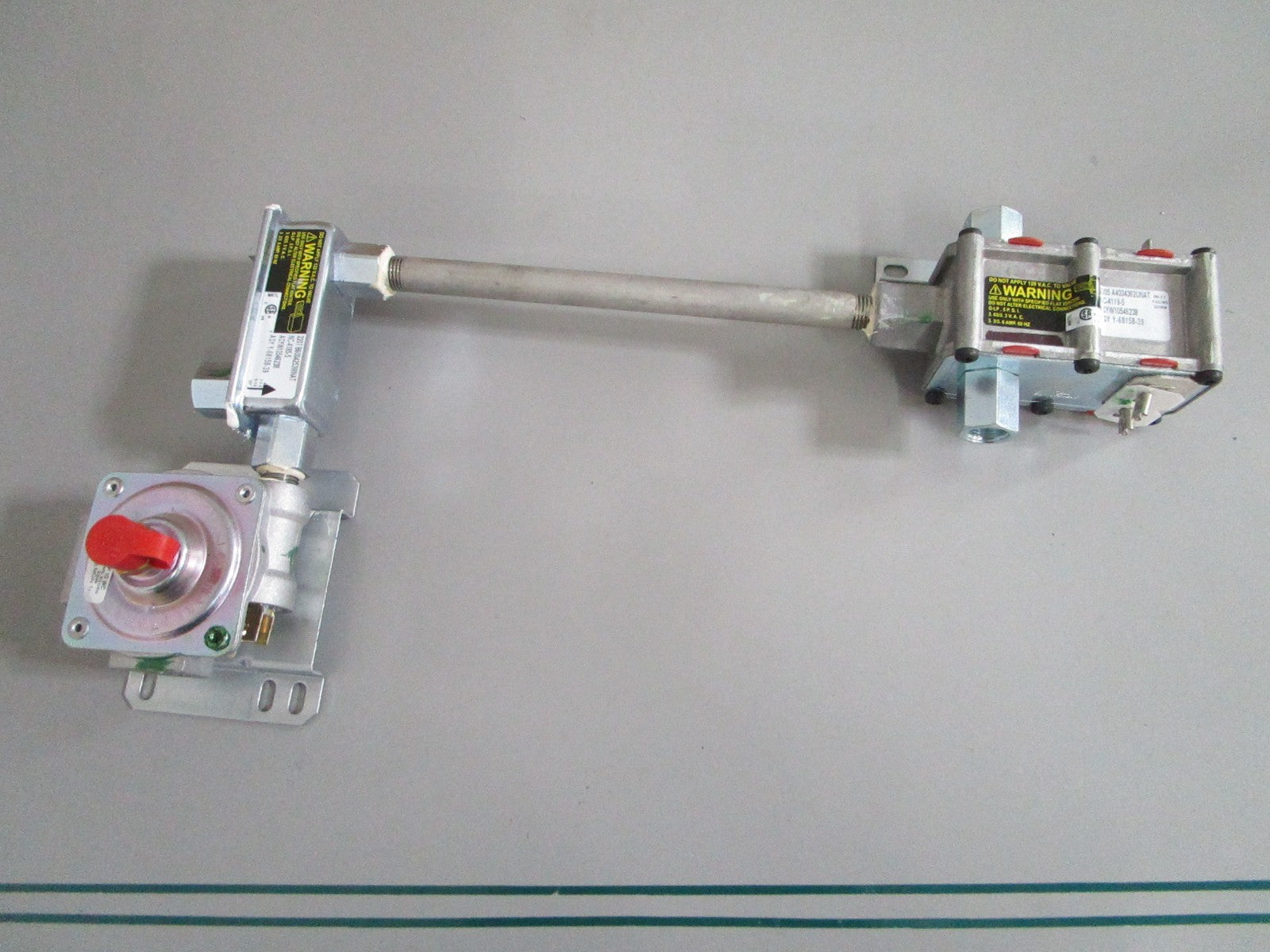 NEW OEM W10546238 WPW10546238 Whirlpool Gas Valve 0820