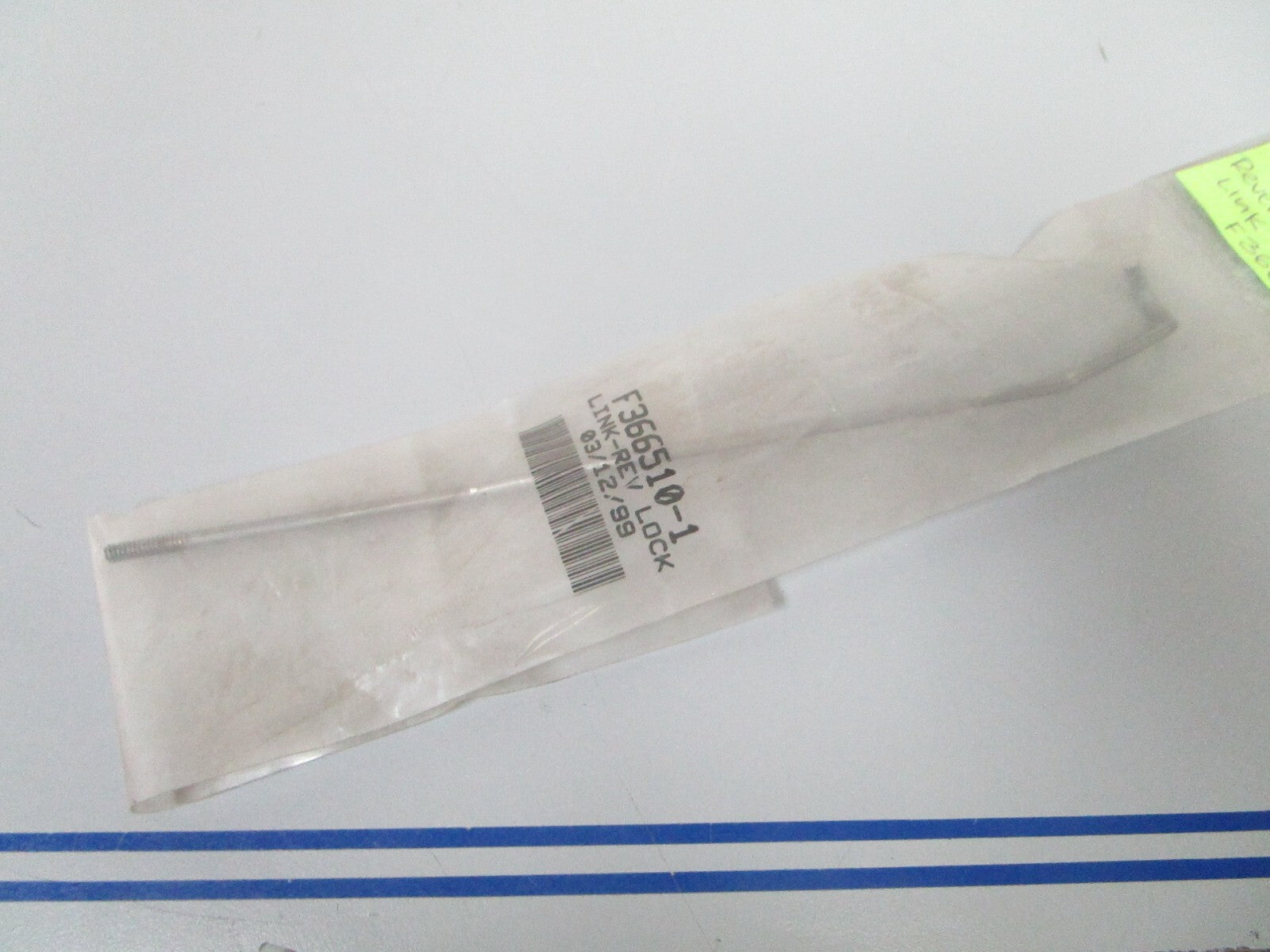 *NEW OEM* 0810 Mercury Force Reverse Lock Link F366510-1