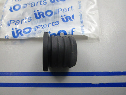 NEW 16131183912 URO Grommet 0810