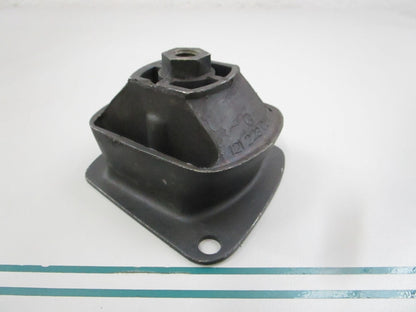 NEW OEM 1212230512 Mercedes-Benz Engine Mount 0810