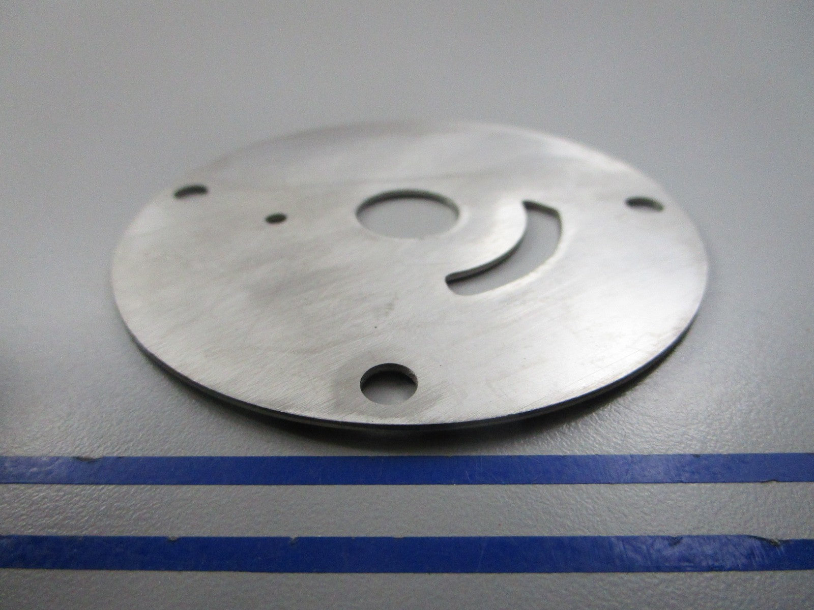 NEW OEM 17471-93102 Suzuki Water Pump Plate 0810