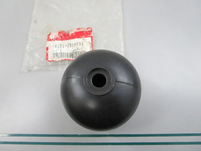 NEW OEM 76231-751-301 Honda Anti-Scalp Roller 0810