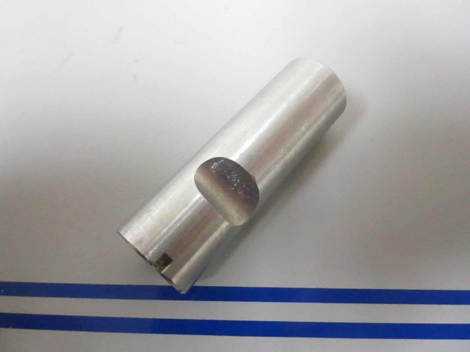 *NEW OEM* 0720 Volvo Penta Pivot Pin 853175