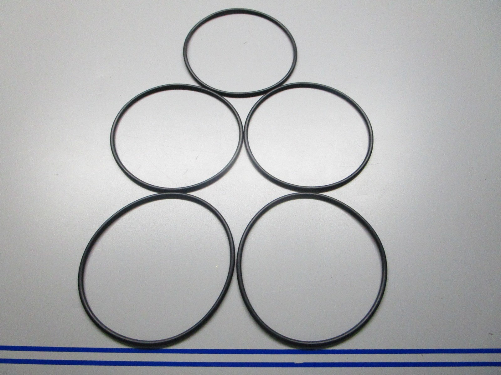 *NEW* (LOT OF 5) 0810 Buna-N Nitrile O-Ring -224