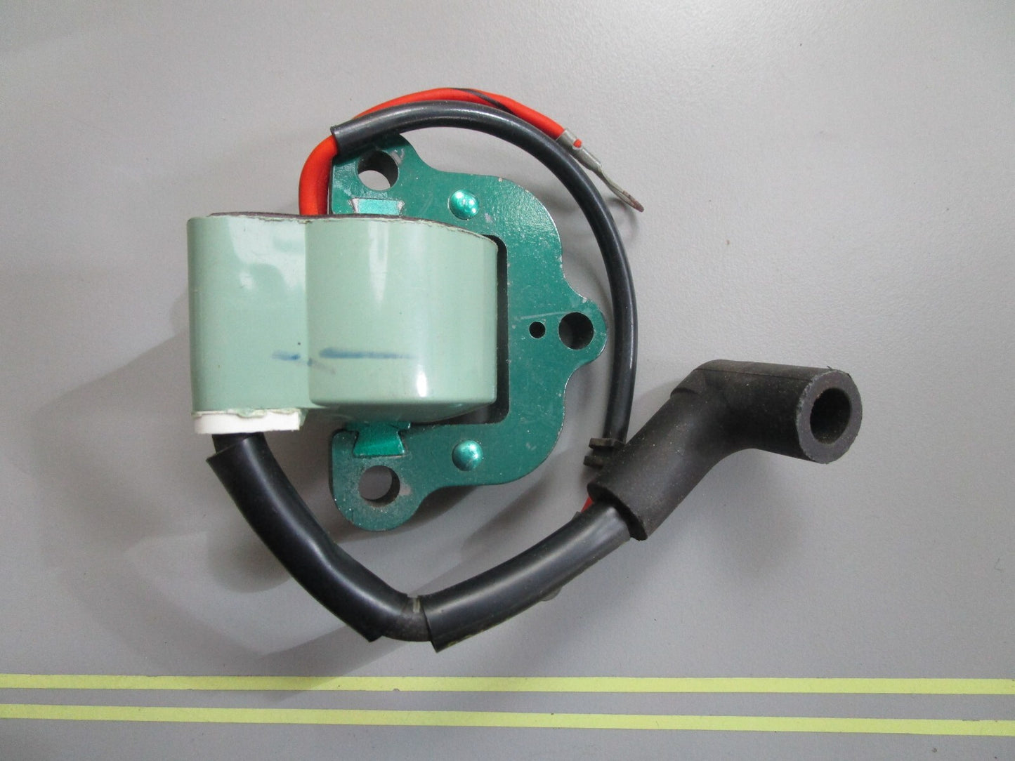 *NEW OEM* 0820 OMC Johnson Evinrude Ignition Coil 580821 0580821