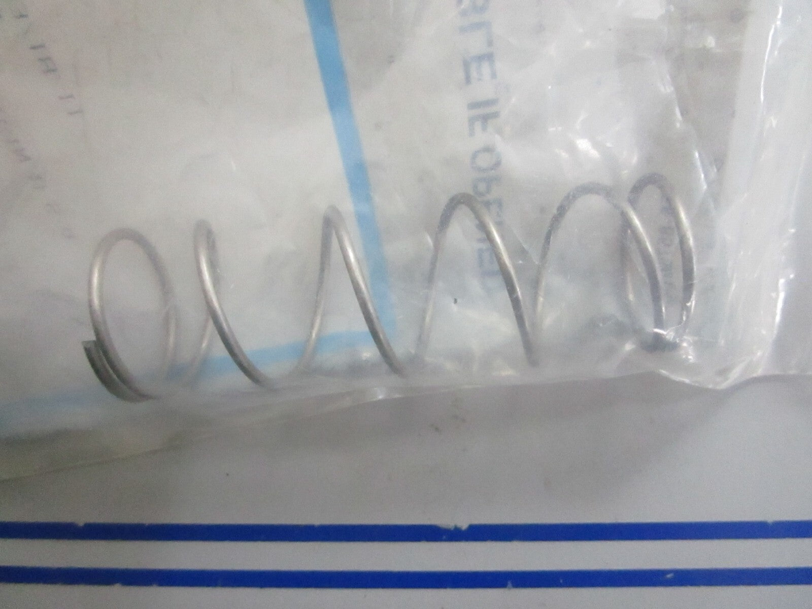 *NEW OEM* 0810 Mercury Quicksilver Spring 24-F664268