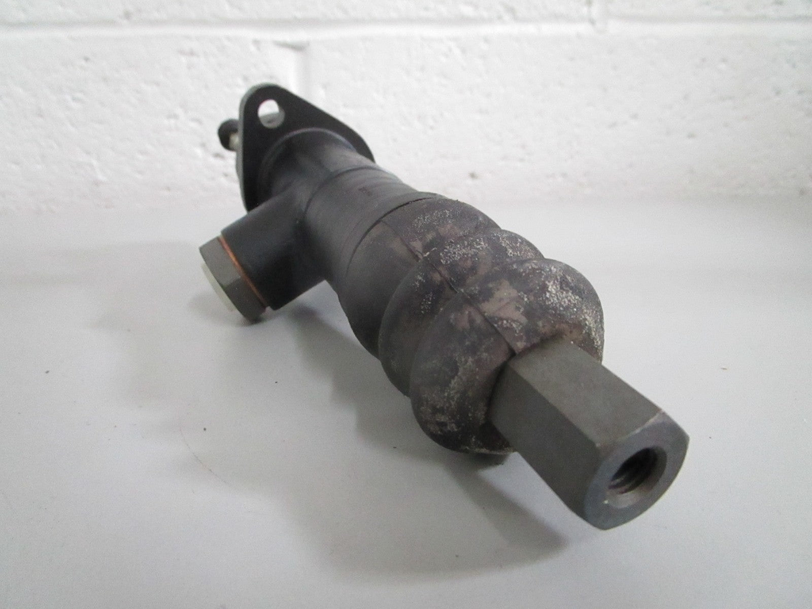 NEW OEM 0004307201 Mercedes-Benz Brake Master Cylinder 0820