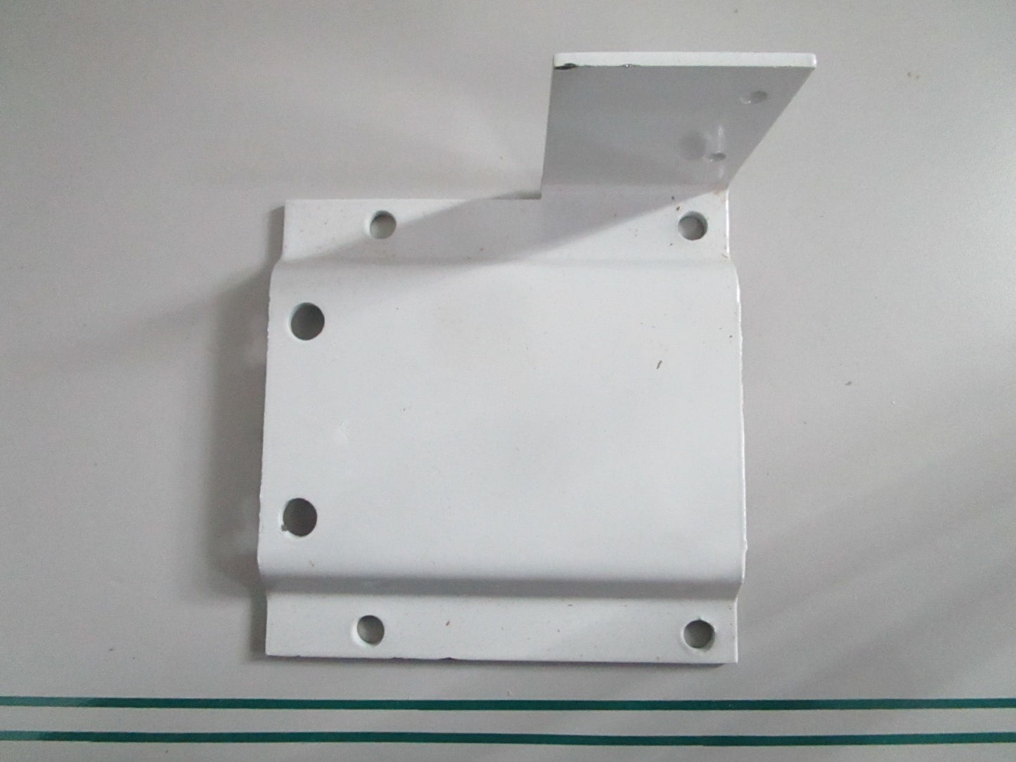 NEW OEM 854438 Volvo Penta Bracket 0820