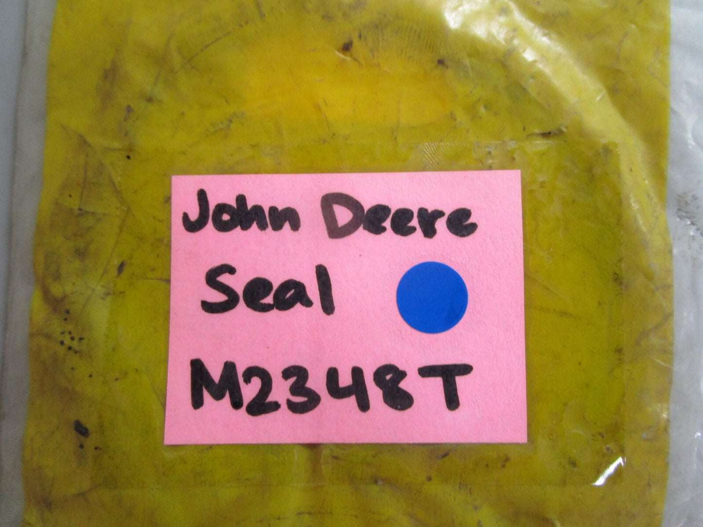 *NEW OEM* 0810 John Deere Seal M2348T