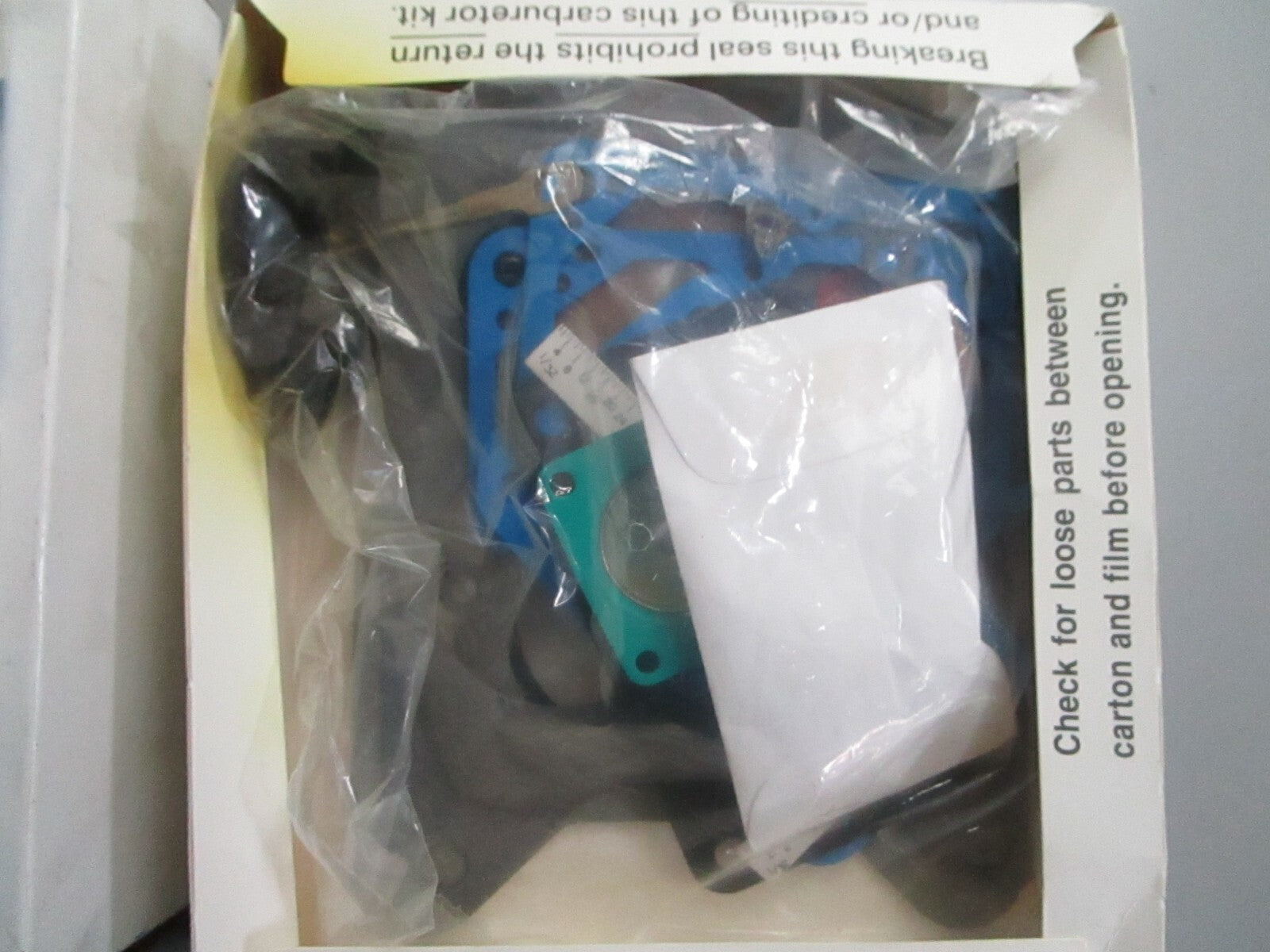 *NEW OEM* 0820 Volvo Penta Repair Kit 3856921