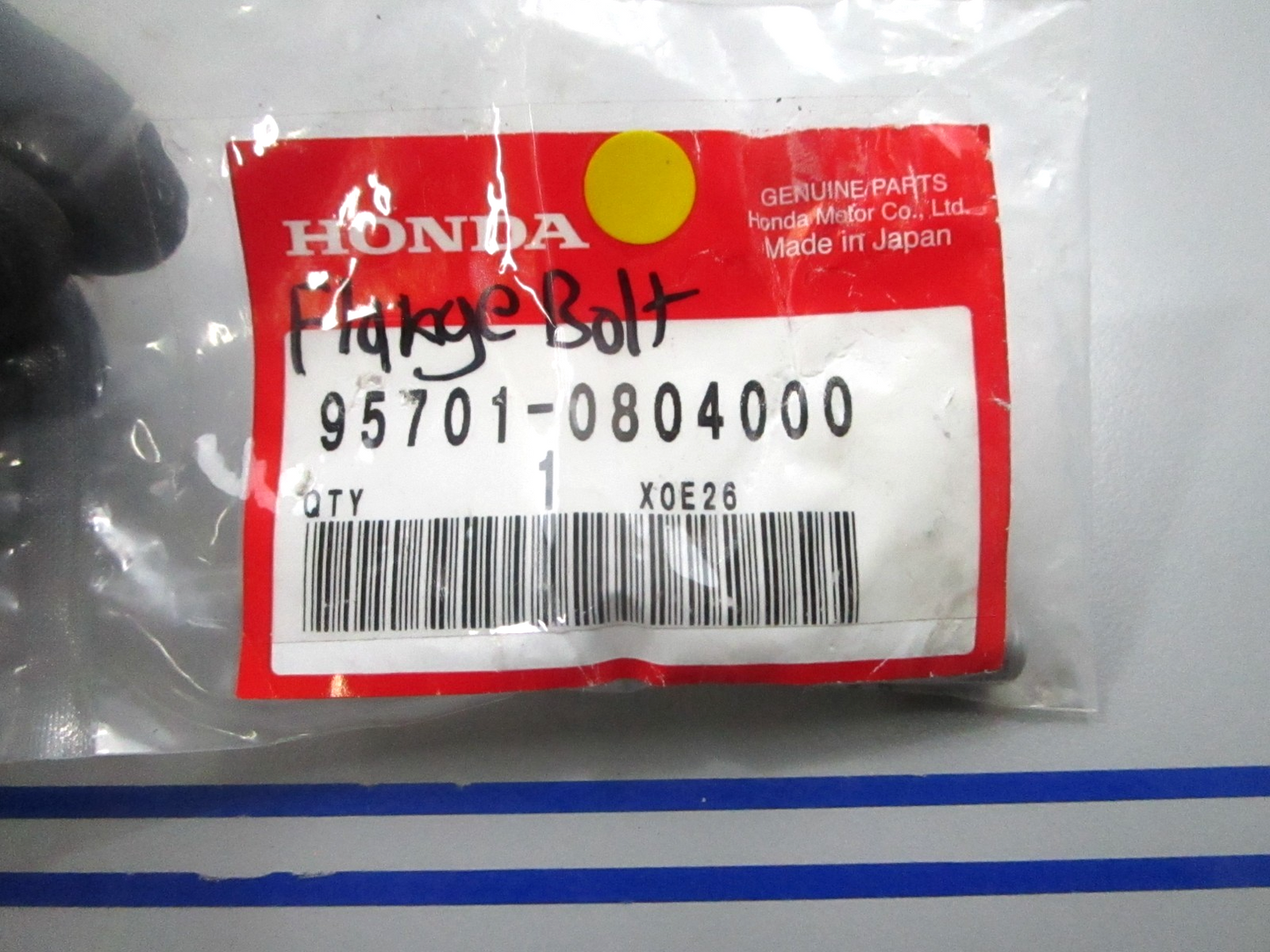 *NEW OEM* 0810 Honda Flange Bolt 95701-0804000