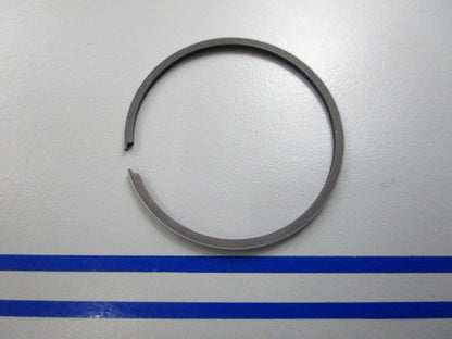 NEW OEM 12140-98401-050 Suzuki Piston Ring Set 0810