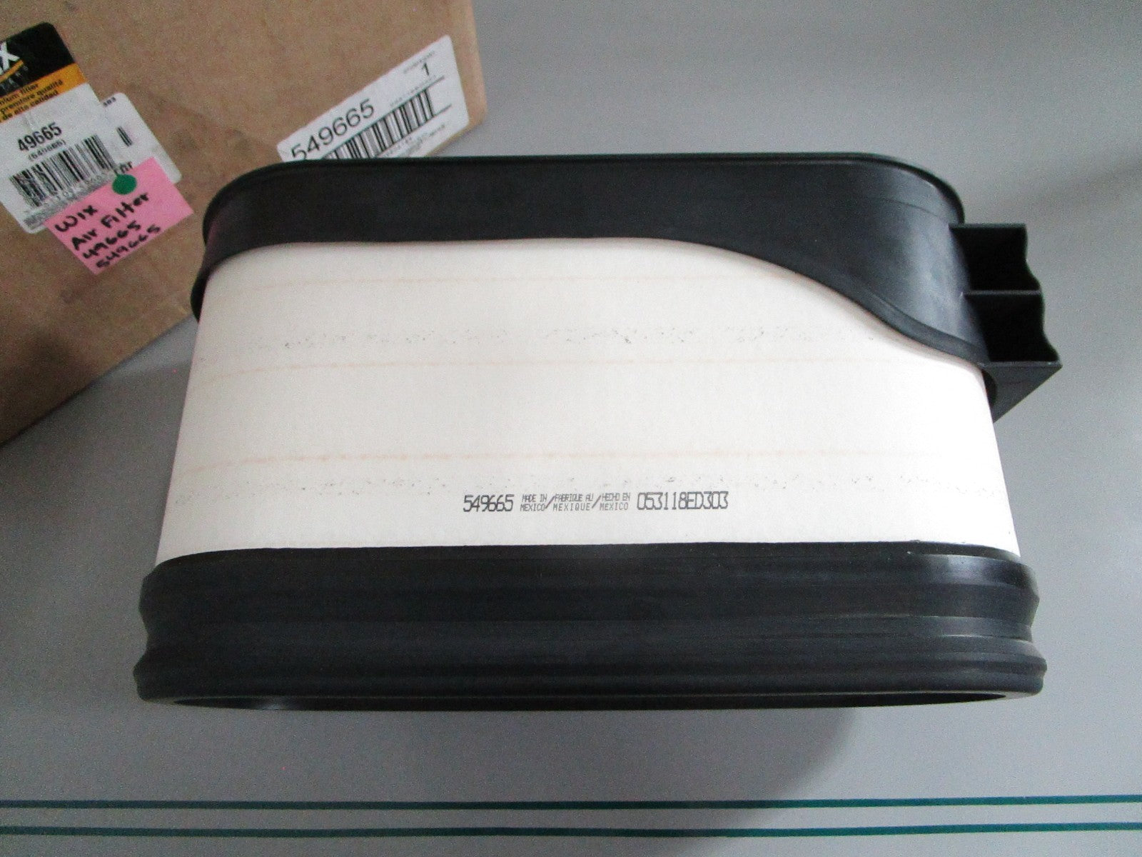 NEW OEM 549665 49665 Wix Air Filter 0820