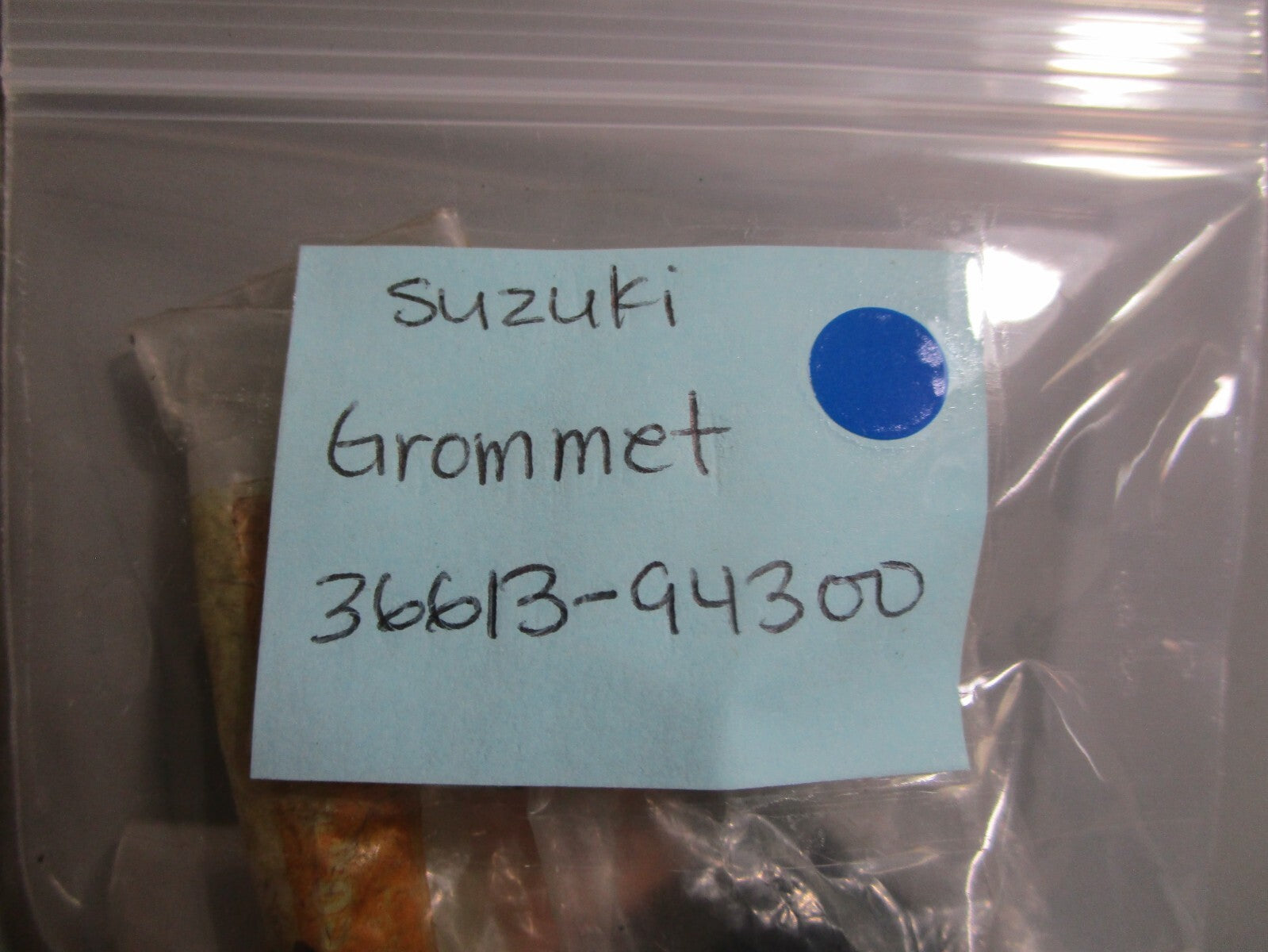 *NEW OEM* 0810 Suzuki Grommet 36613-94300