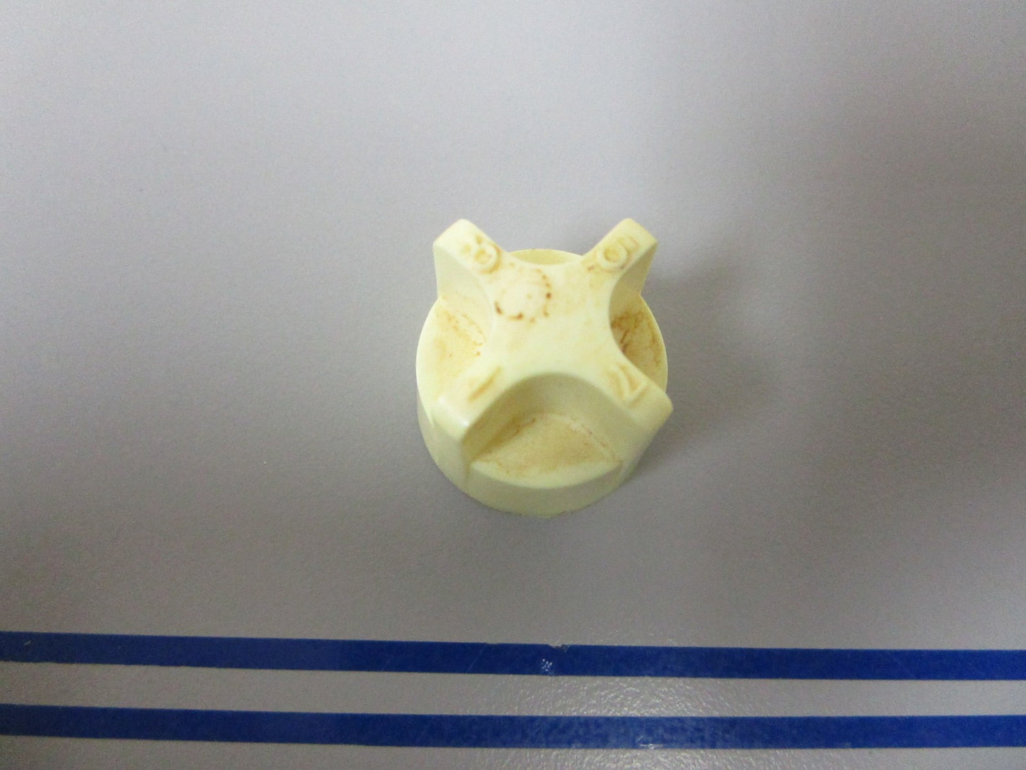 NEW OEM 205231 0205231 OMC Johnson Evinrude Adjustment Knob 0720