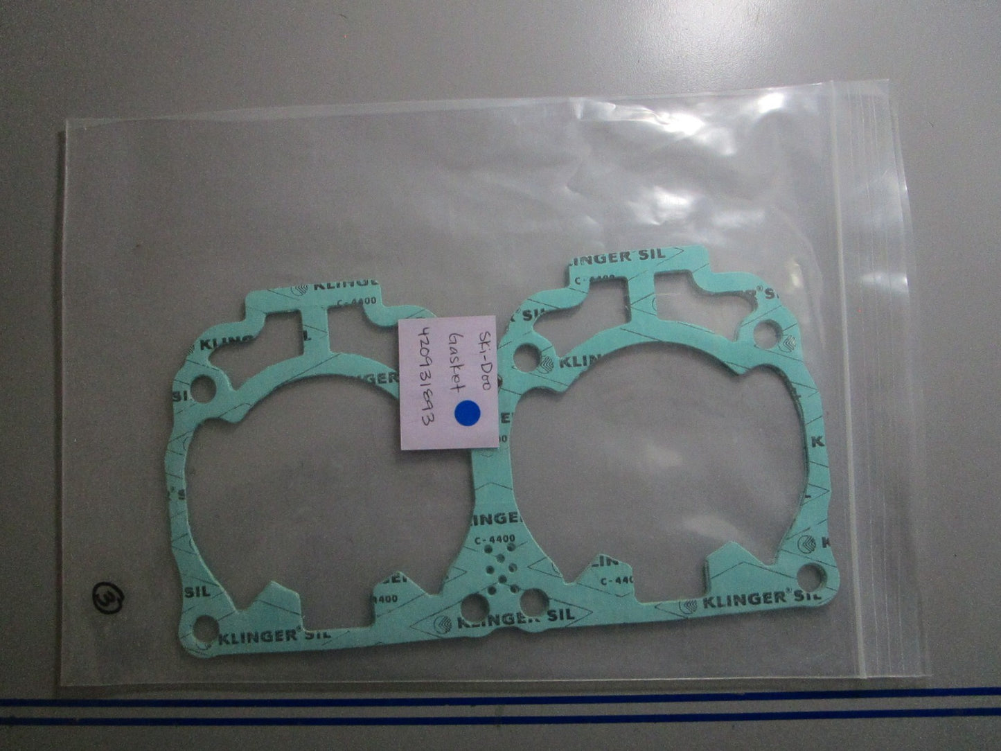 *NEW OEM* 0810 Ski-Doo Gasket 420931893