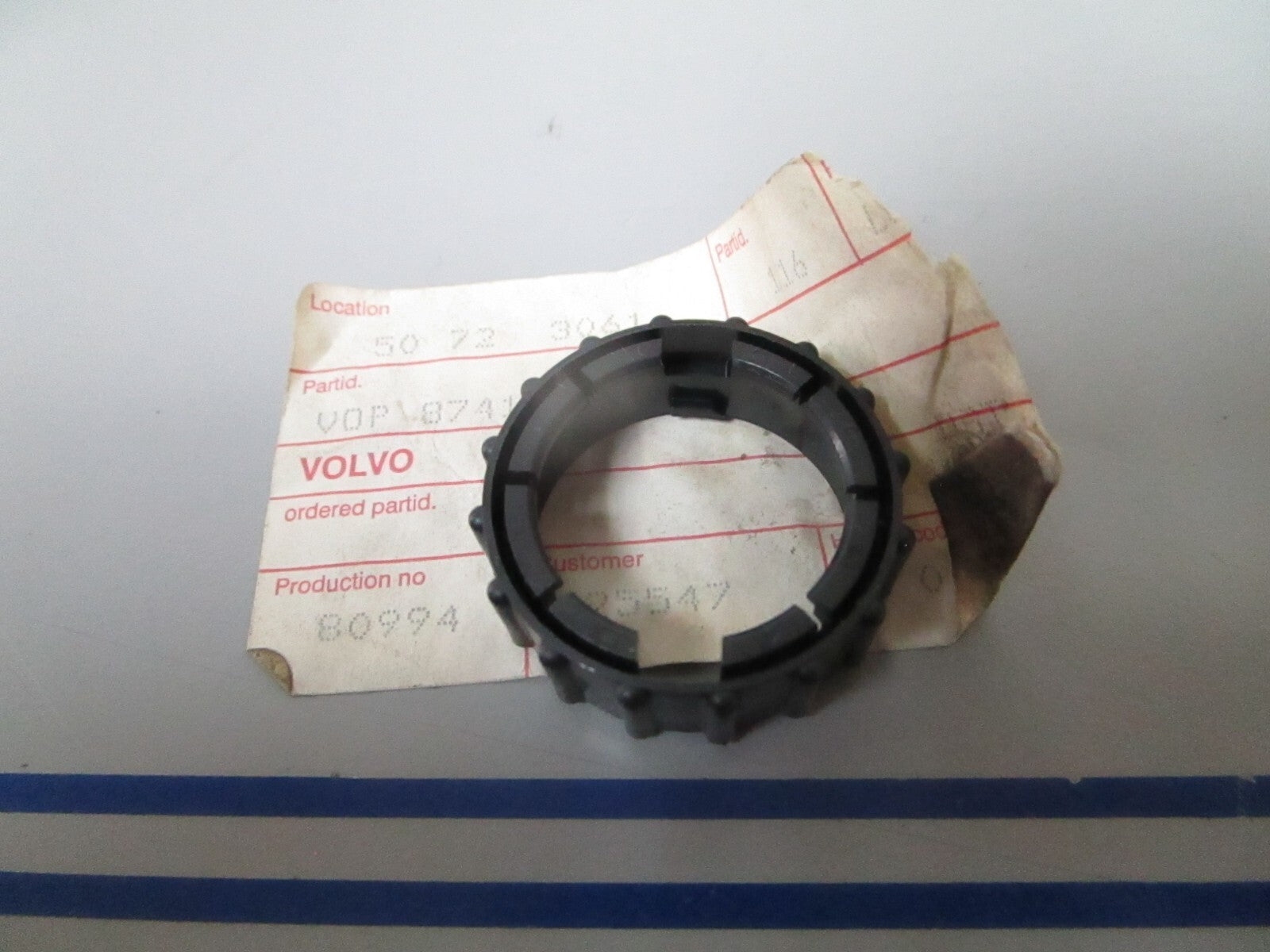 *NEW OEM* 0810 Volvo Penta Lock Ring 874116