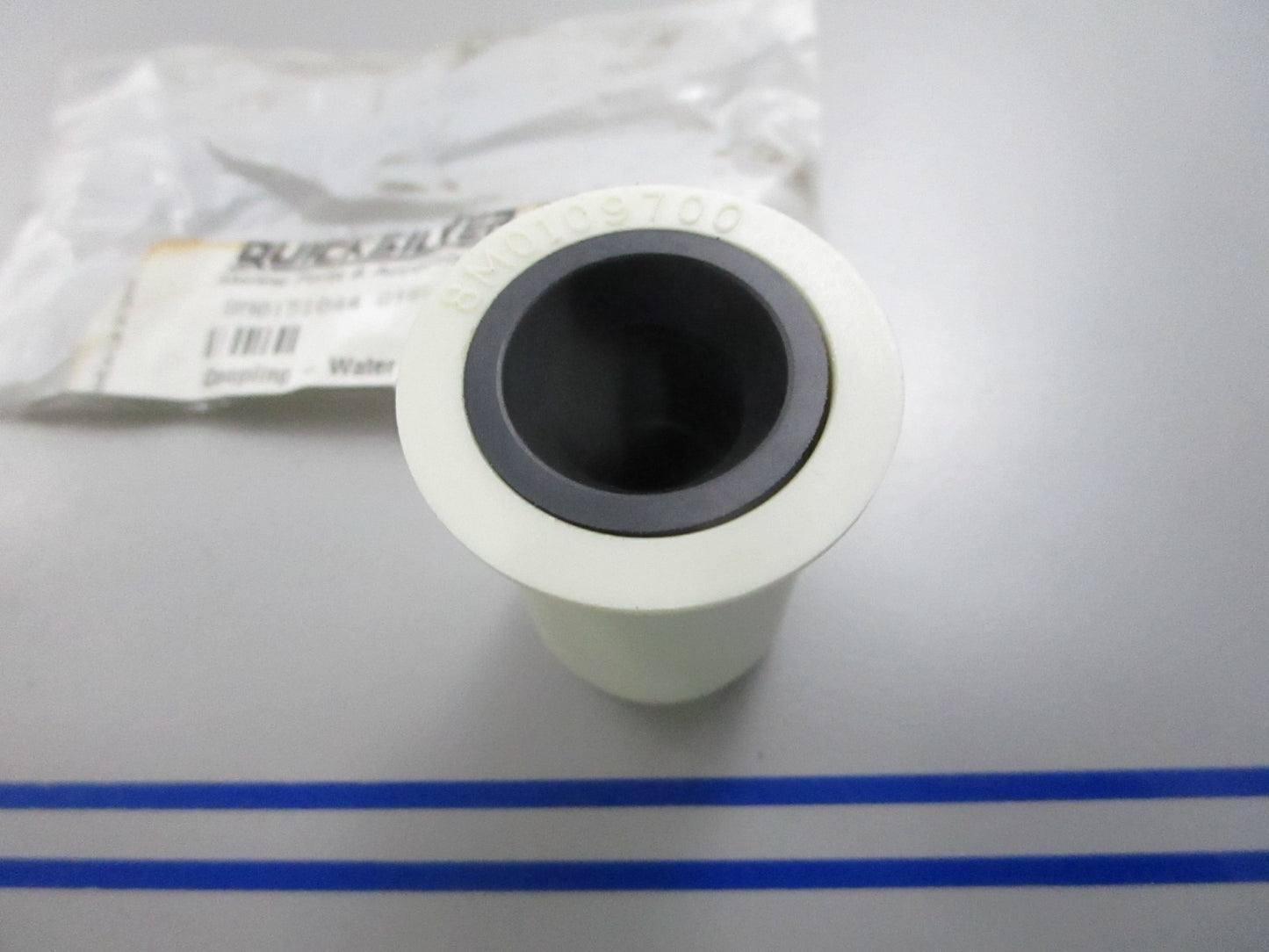 NEW OEM 8M0151044 Mercury Quicksilver Water Tube Coupling 0810