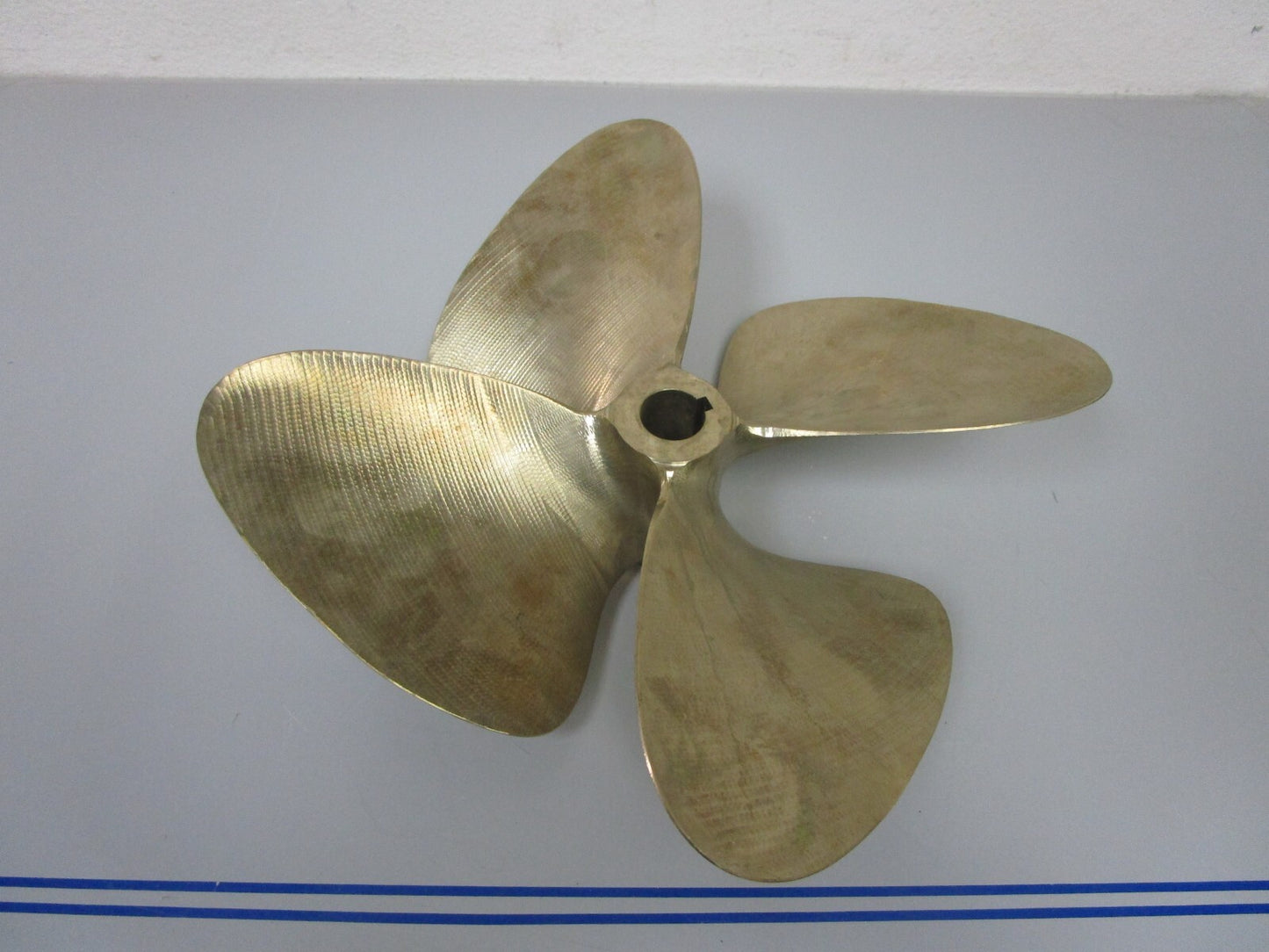 *NEW* 0720 Michigan Wheel 1⅛ SAE 4 Blade 13 x 13 Nibral Propeller 635103
