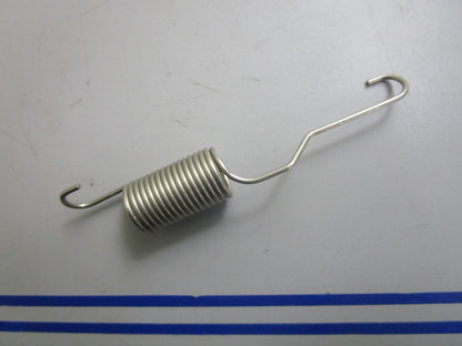 *NEW OEM* 0810 OMC Johnson Evinrude Spring 319697 0319697