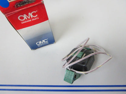 *NEW OEM* 0810 OMC Johnson Evinrude Coil & Lamination 581635 0581635