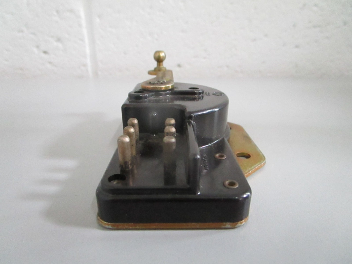 NEW OEM 0015456724 Mercedes-Benz Neutral Safety Switch 0820