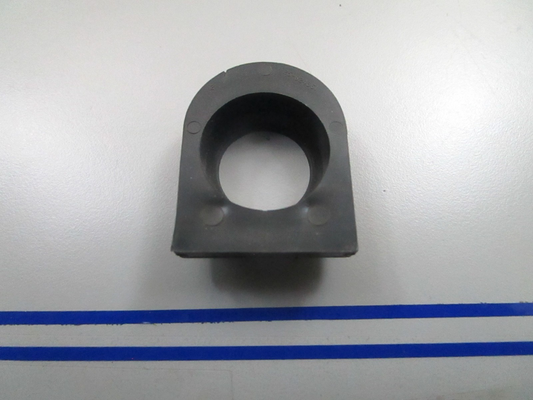 *NEW OEM* 0810 Mercury Quicksilver Grommet 25-824361