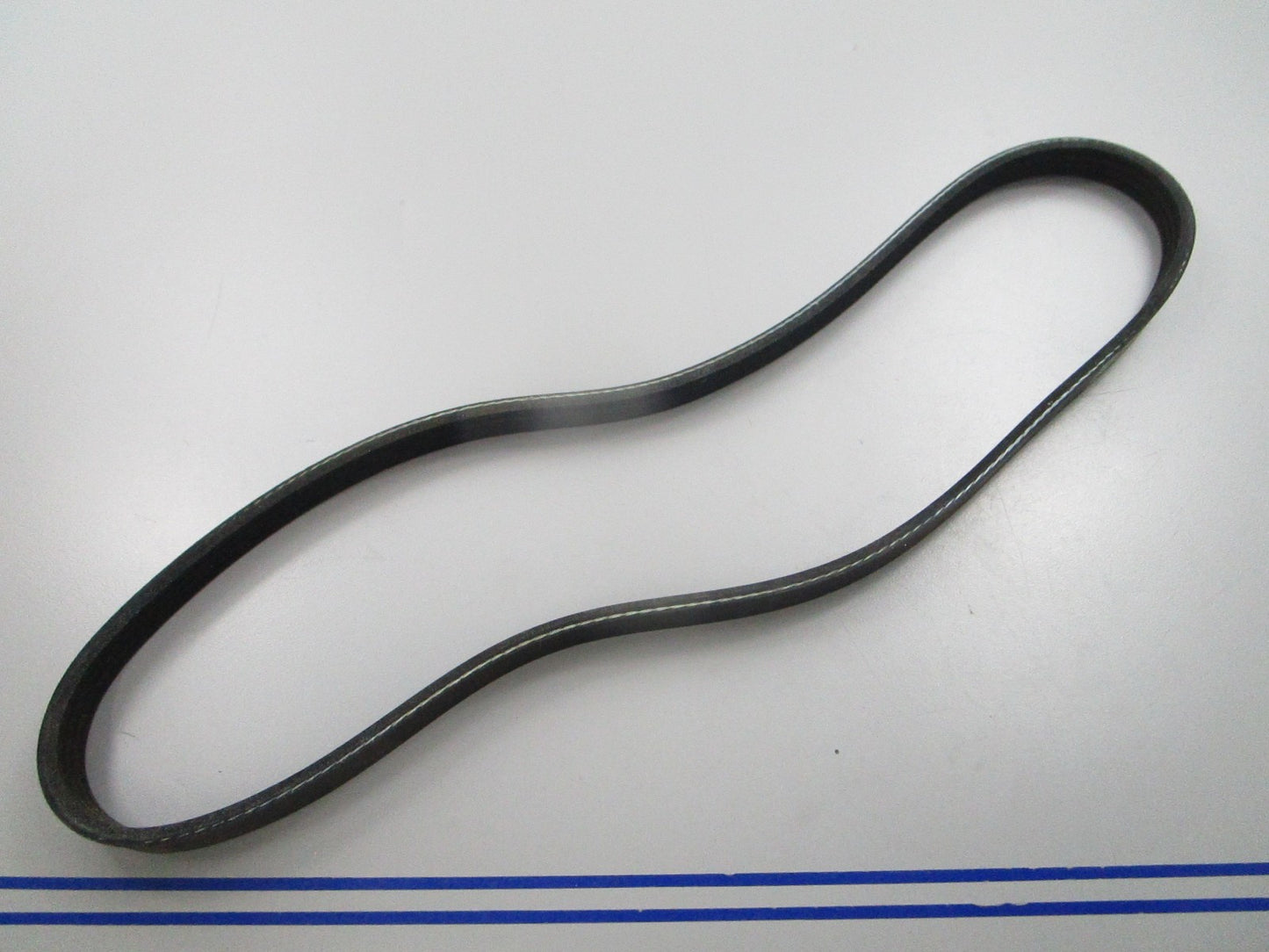 NEW K040336 Gates Micro-V Serpentine Belt 0810